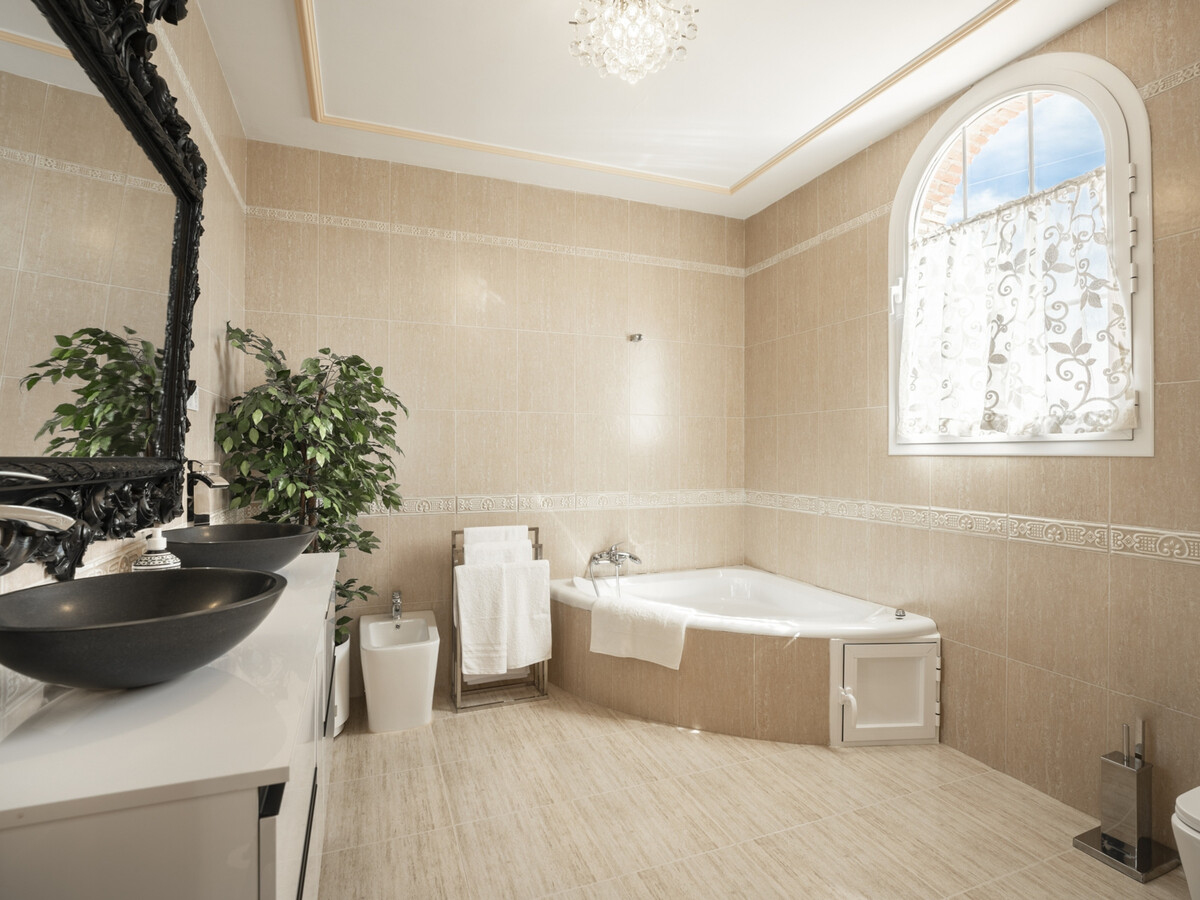 Gîte andalou 7 chambres avec piscine et cheminée - Photo 22