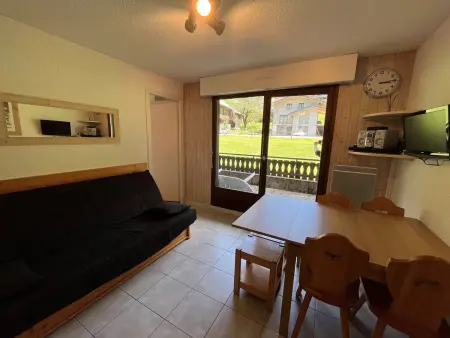 Appartement 2 pièces avec terrasse et parking à Châtel : photo 4