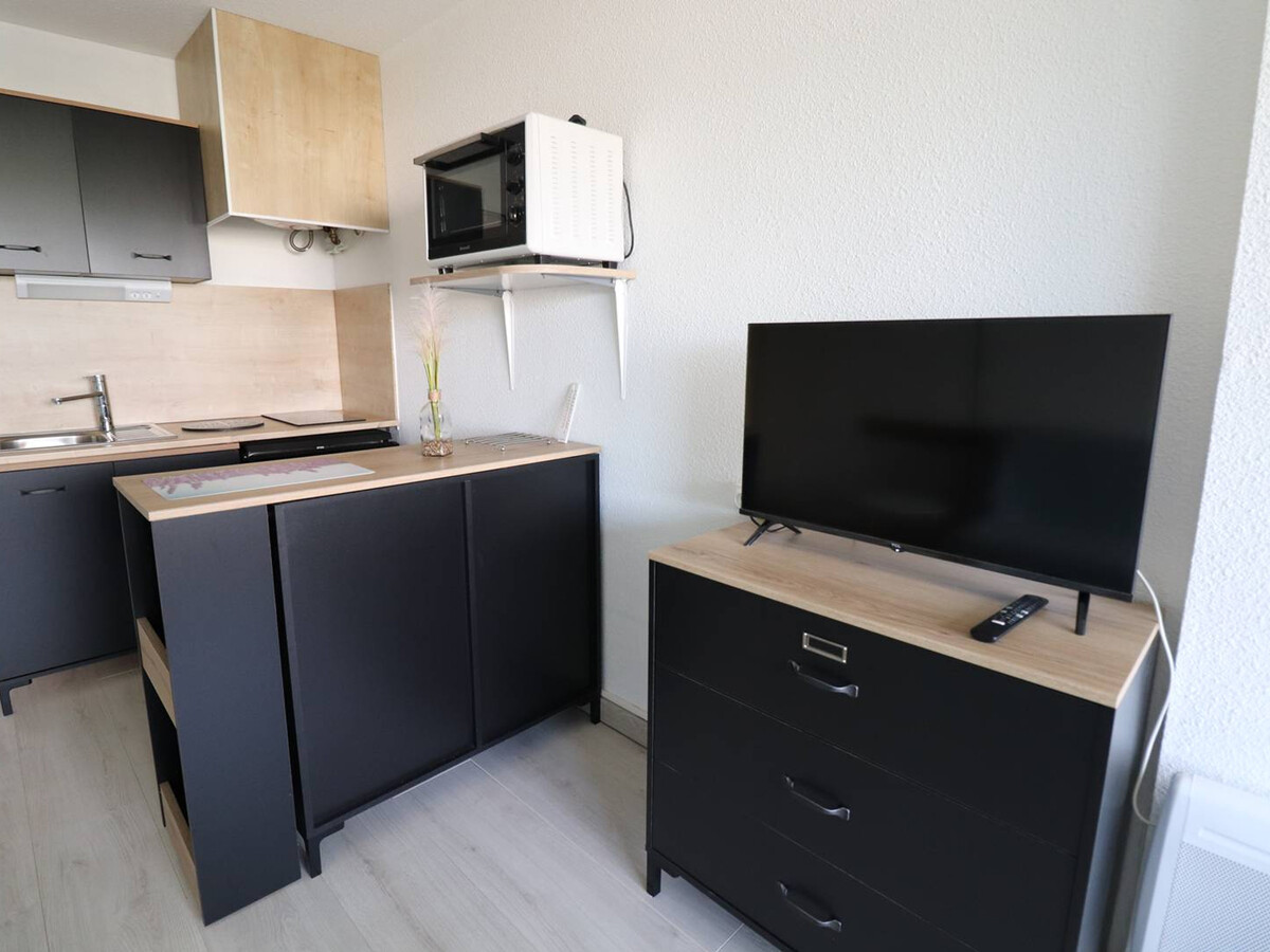 Studio cabine 27m² avec piscine au Grau-du-Roi - Photo 8