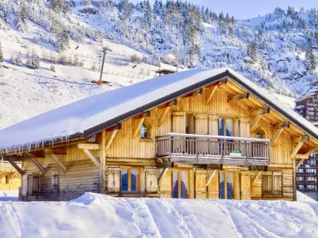 Location chalet à Avoriaz, Chalet spacieux à Avoriaz, sur les pistes, pour 14 pers. avec sauna, home cinema et service premium