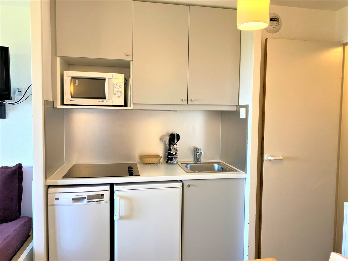 Studio cabine 22 m² Avoriaz, vue vallée, départ skis - Photo 3