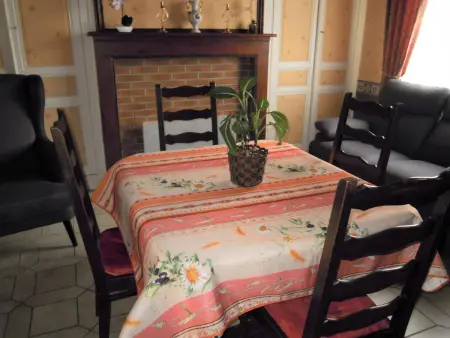 Charmante Maison à Recques-sur-Hem, 2 pers, Animaux Acceptés, Jardin, Proche Calais et St Omer - Photo 2