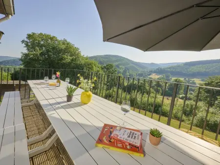 Maison de campagne avec vue sur la vallée à Lierneux, Ardennes : photo 16