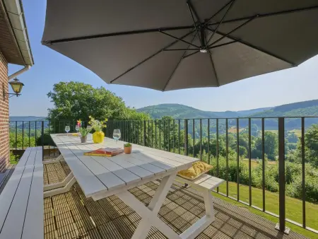 Maison de campagne avec vue sur la vallée à Lierneux, Ardennes : photo 36