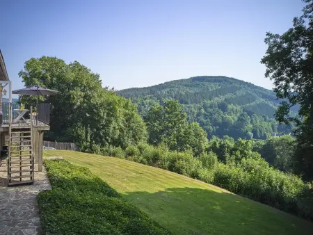 Maison de campagne avec vue sur la vallée à Lierneux, Ardennes : photo 47