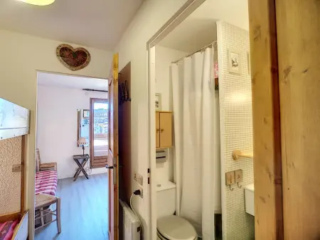 Studio cabine 4 pers, ski aux pieds aux Menuires - Photo 8