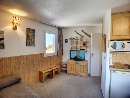 Les Menuires : 2 pièces 6 pers, balcon sud face aux cimes, animaux admis : photo 4