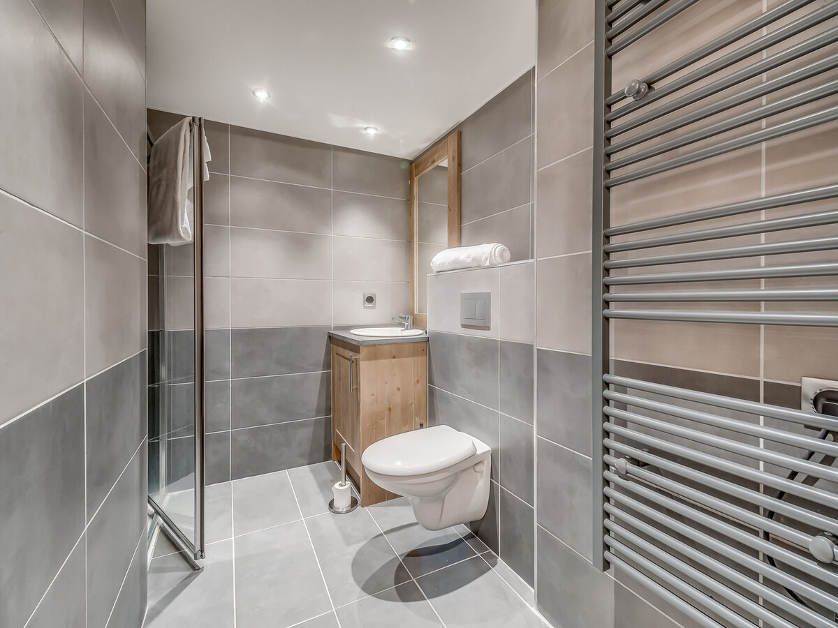 Lodge des Neiges C : 5 pièces premium pour 10 à Tignes - Photo 9