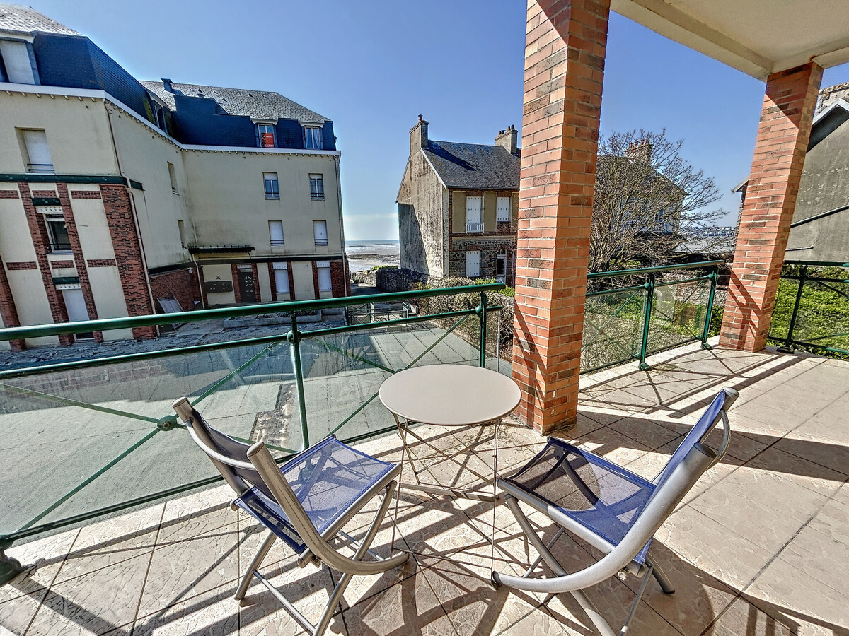 Appartement 2 chambres avec terrasse mer – Saint-Pair - Photo 1