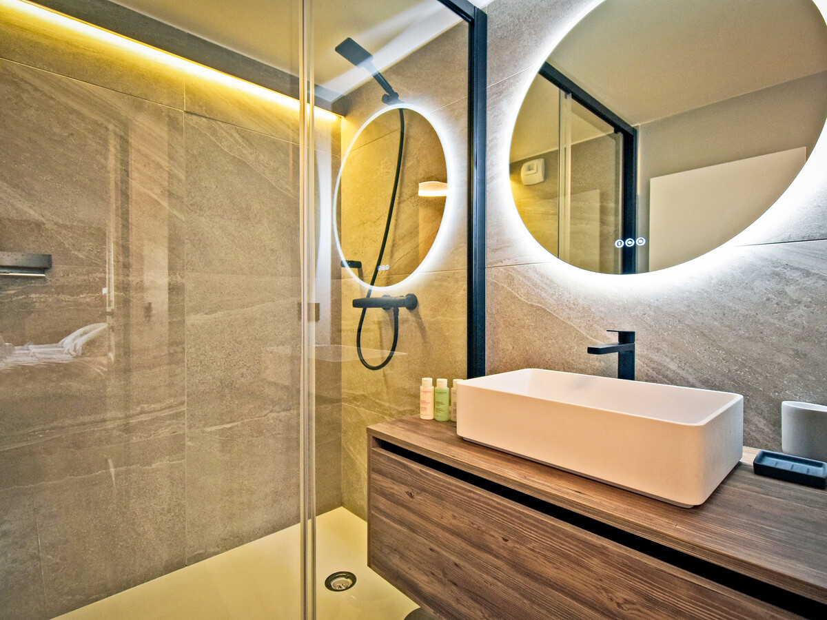 Appartement-chalet 12 pers, jacuzzi et ski-in/ski-out aux Menuires - Photo 14