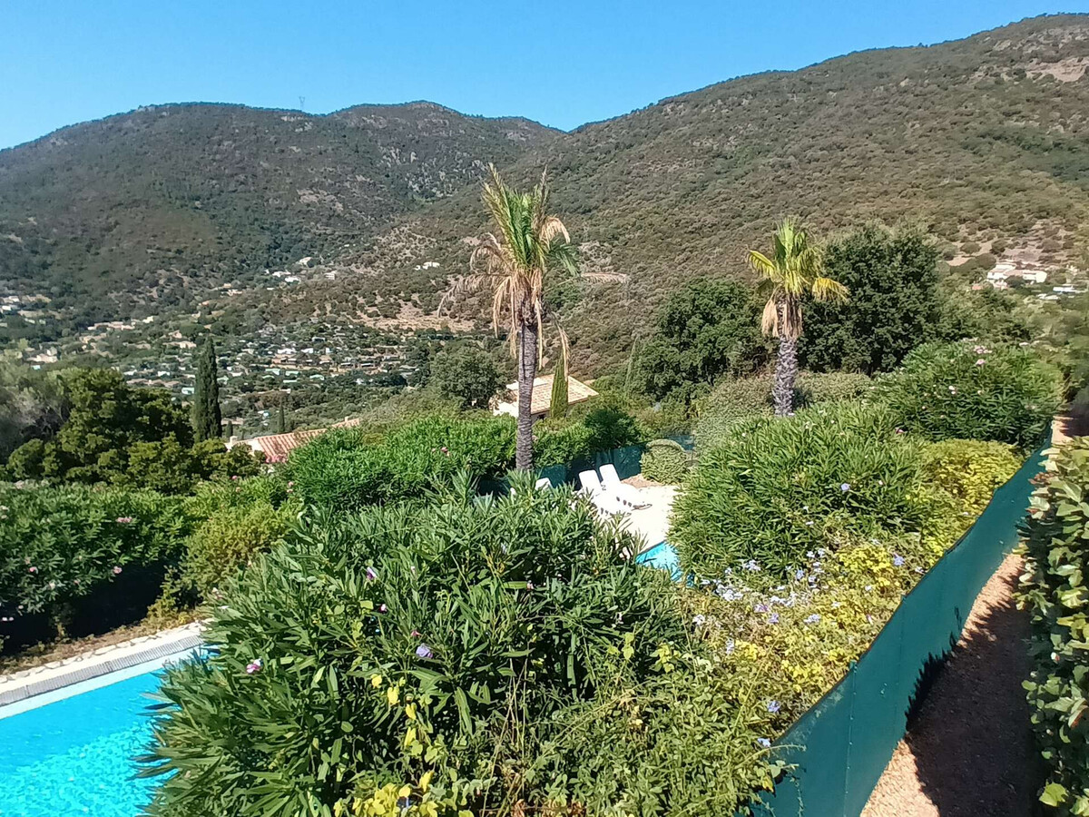 Villa 4 pers. Cavalaire : piscine, sauna, vue mer - Photo 1