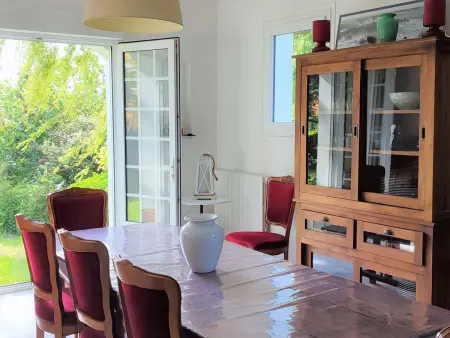Grande Maison Familiale à Trégastel avec Jardin Clos, Terrasse et WIFI - Photo 8
