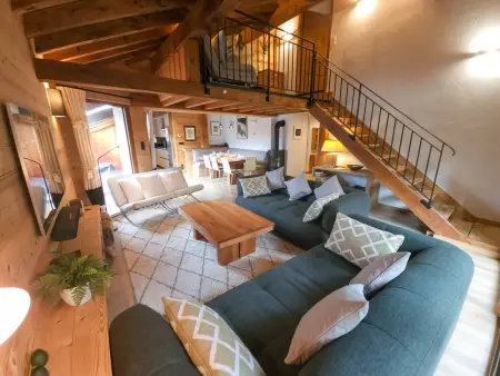 Location appartement à Saint Martin de Belleville Les Menuires, Chalet confortable 10 pers. au centre de St Martin de Belleville, proche téléski et commodités