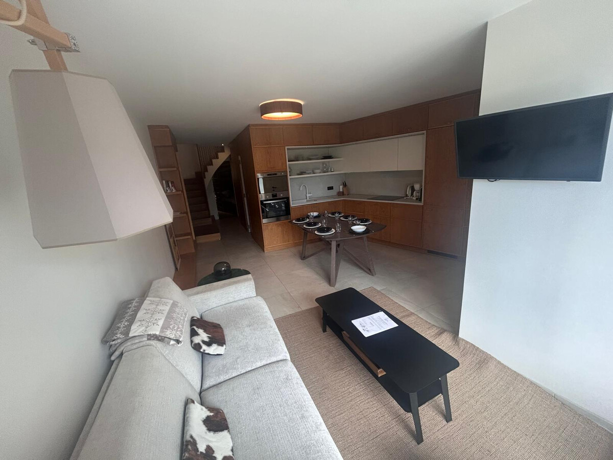 Appartement 4 pièces rénové, 8 pers, balcon sud - Photo 2