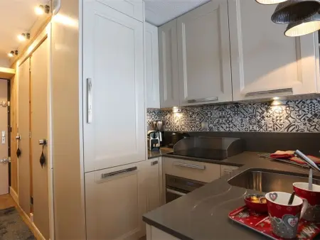 Appartement rénové 50 m² Val Thorens, skis aux pieds : photo 7