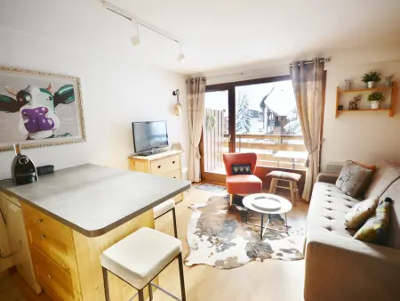 Studio 24m² Morzine, 700m Pleney, parking inclus : photo 2