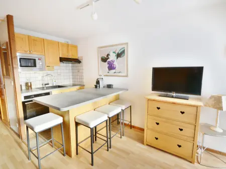 Studio 24m² Morzine, 700m Pleney, parking inclus : photo 7