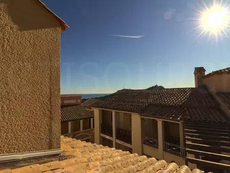 Duplex 3 pièces avec terrasse et solarium à Saint-Raphaël : photo 7