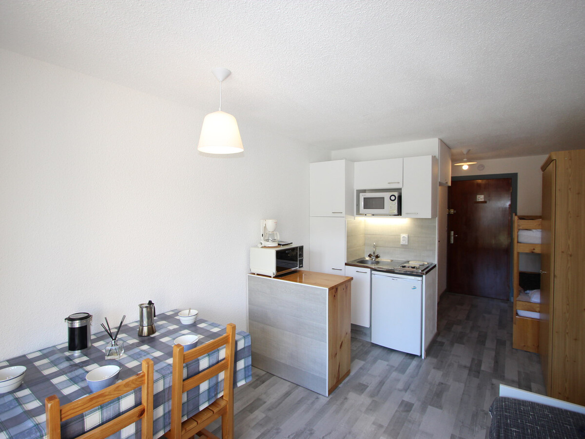 Studio 19m² à Chamrousse, 10ème étage, balcon Est - Photo 2