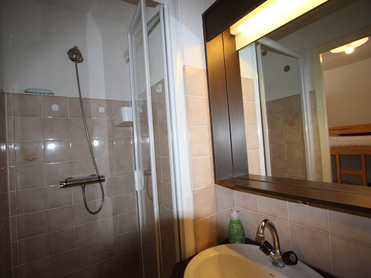 Studio 19m² à Chamrousse, 10ème étage, balcon Est - Photo 6