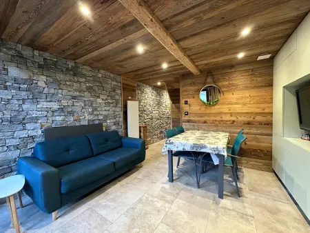 Duplex 6p rénové, balcon sud vue pistes à Morillon : photo 3