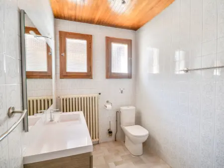 T4 lumineux 98 m² centre Morzine, 300m télécabines : photo 12