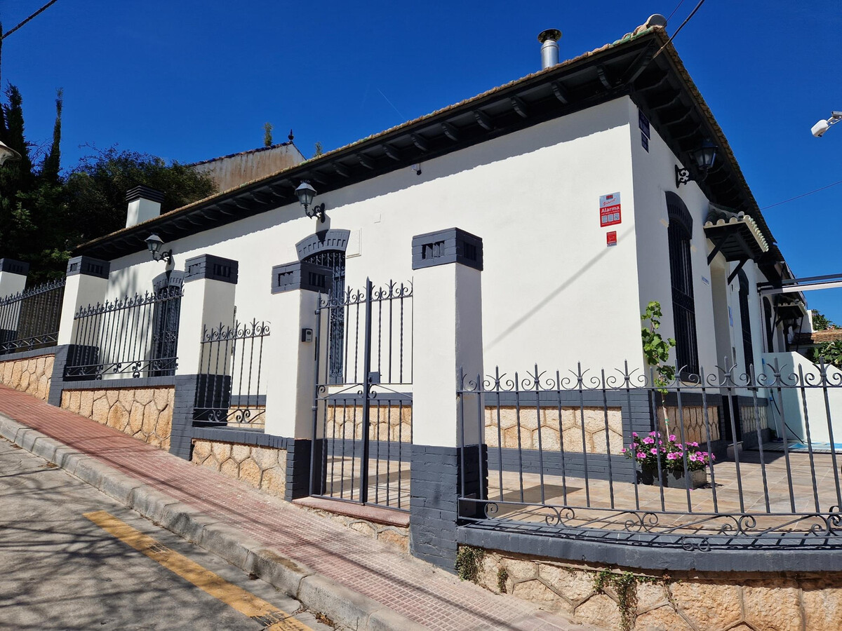 Villa Balneario de Pina - Maison 1936 rénovée à Málaga - Photo 4