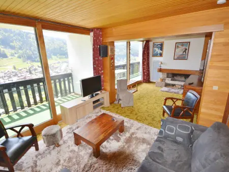 Location appartement à Morzine, Appartement T3 pour 6 pers. avec piscine, parking, et balcon - Morzine