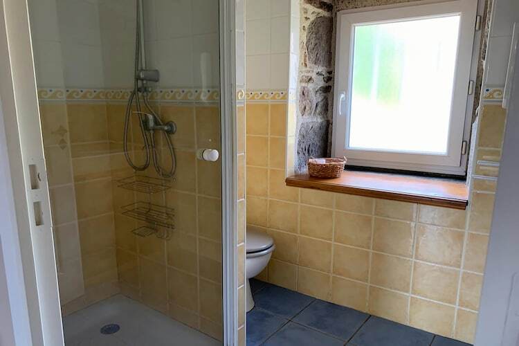 Gîte romantique avec terrasses à Saint-Beauzire - Photo 11