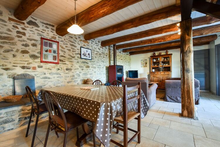 Maison 6 pers. à Saint Beauzire, randonnée et nature - Photo 4