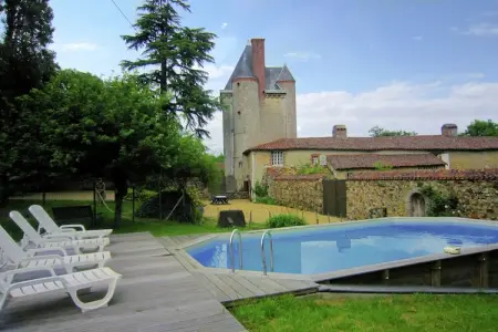 Location maison à St Paul du Bois, Retraite à la piscine Saint-Paul