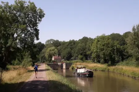La maison du père Patin, Maison à Isenay près du lac et forêt - Photo 32