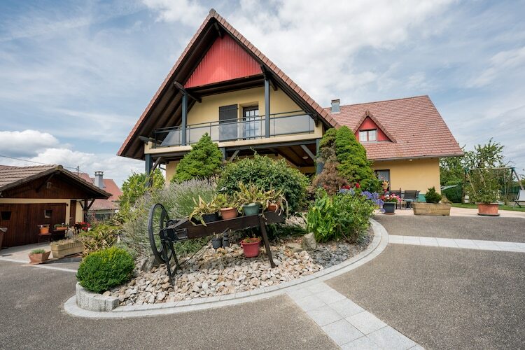 Au Cheval Blanc : maison 10 personnes, 8 hectares à Ruederbach - Photo 1