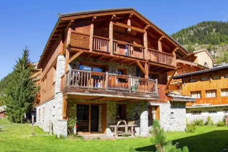 Location chalet de vacances à Tignes   les brevieres
