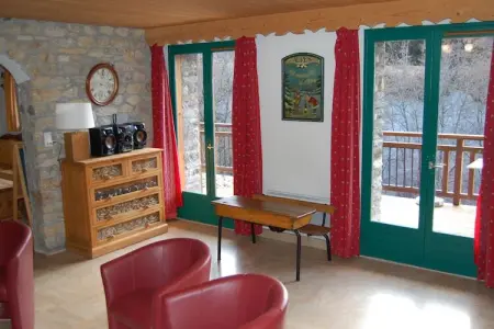 Chalet du Torchet, Magnifique chalet avec sauna - Photo 6