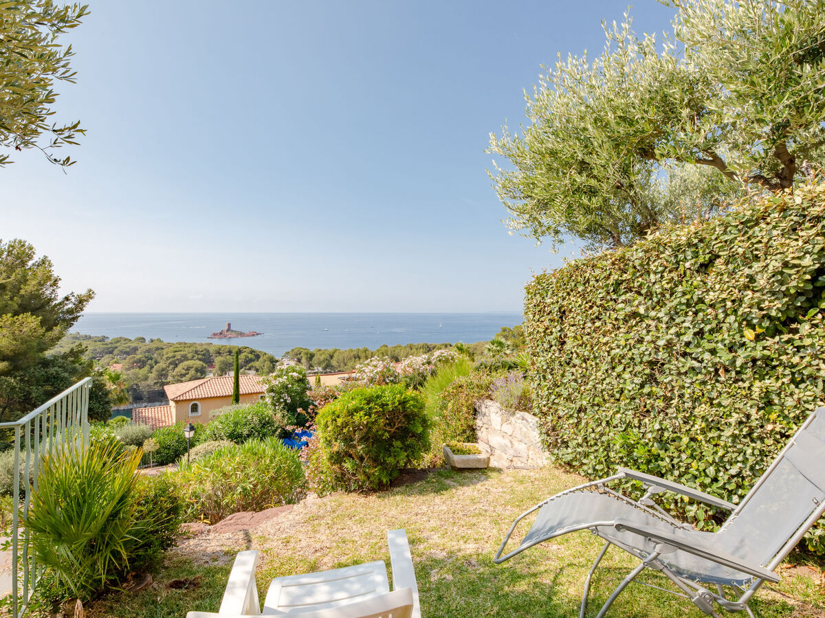 Mini villa vue mer au Village Cap Estérel, terrasse et jardinet - Photo 16