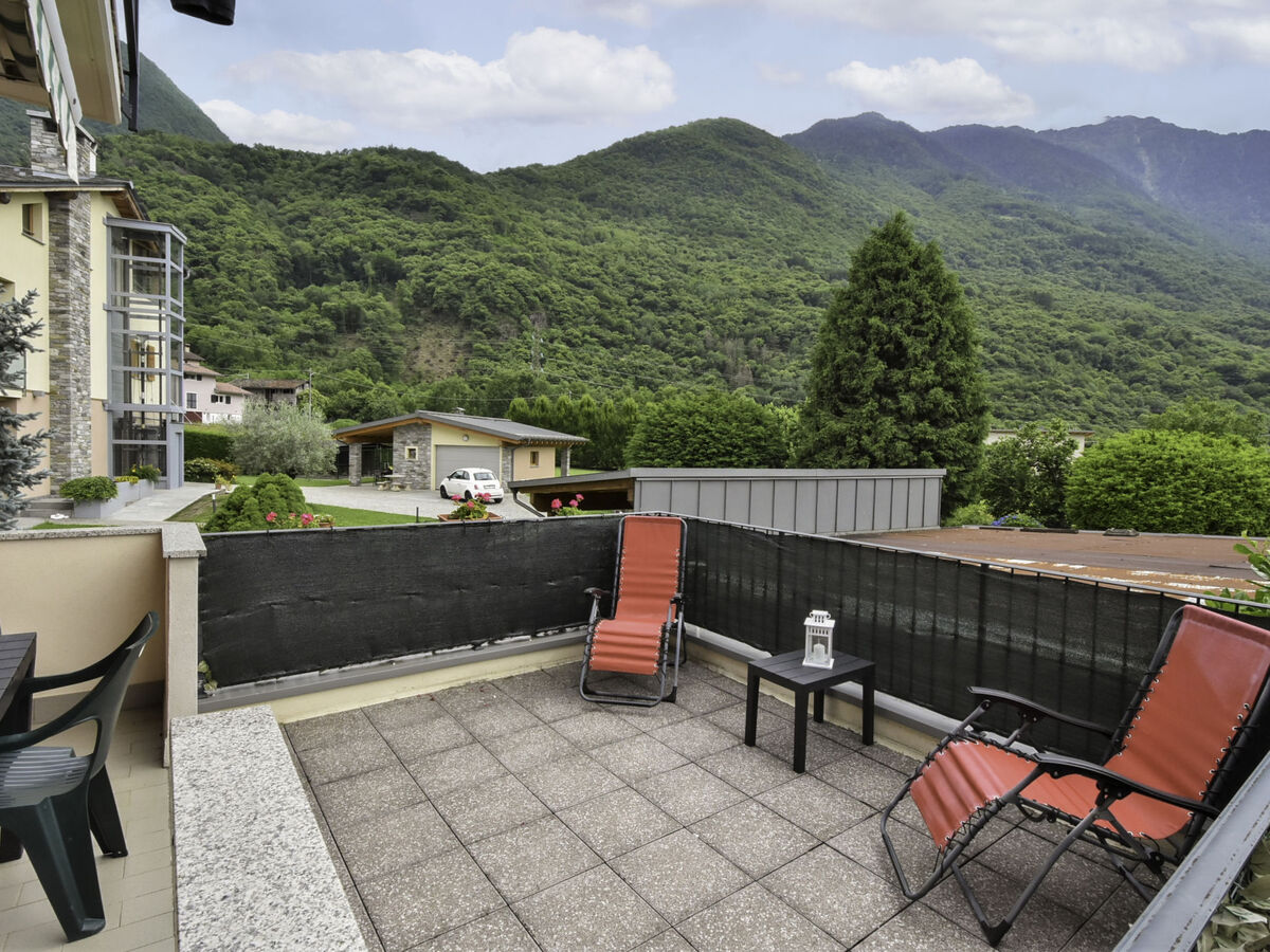 Appartement Delebio Terrace Apartment, terrasse vue vallée - Photo 2
