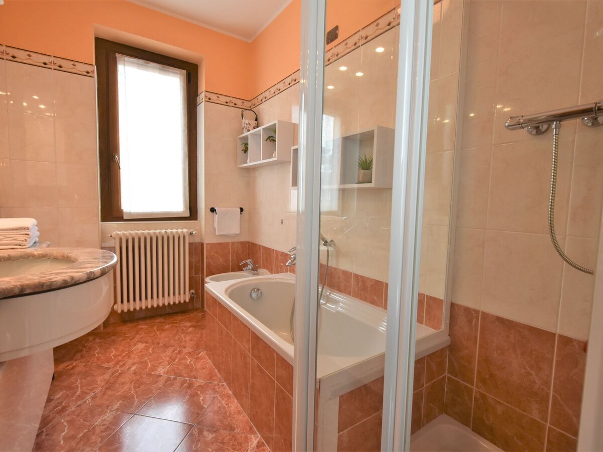 Appartement Delebio Terrace Apartment, terrasse vue vallée - Photo 24