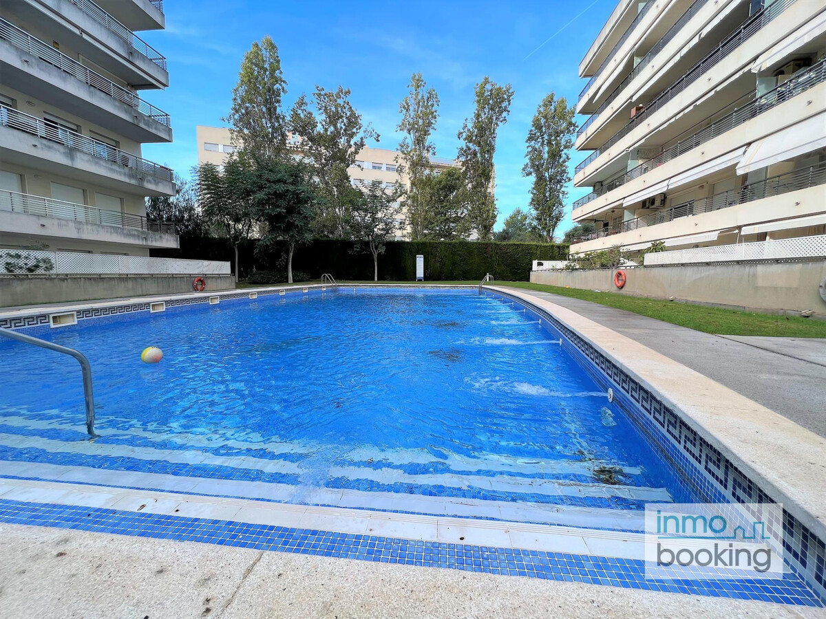 Appartement 3 chambres Salou, piscine et terrasse - Photo 2