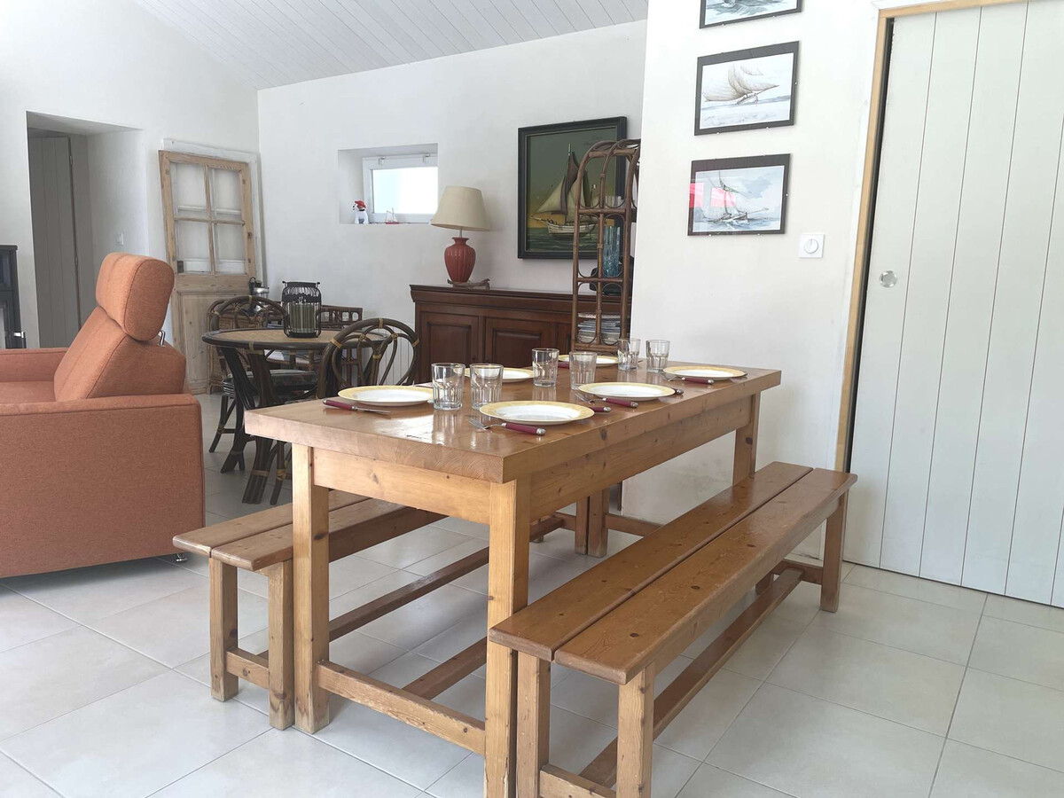 Maison rénovée 900 m de la plage à Barbâtre - Photo 7