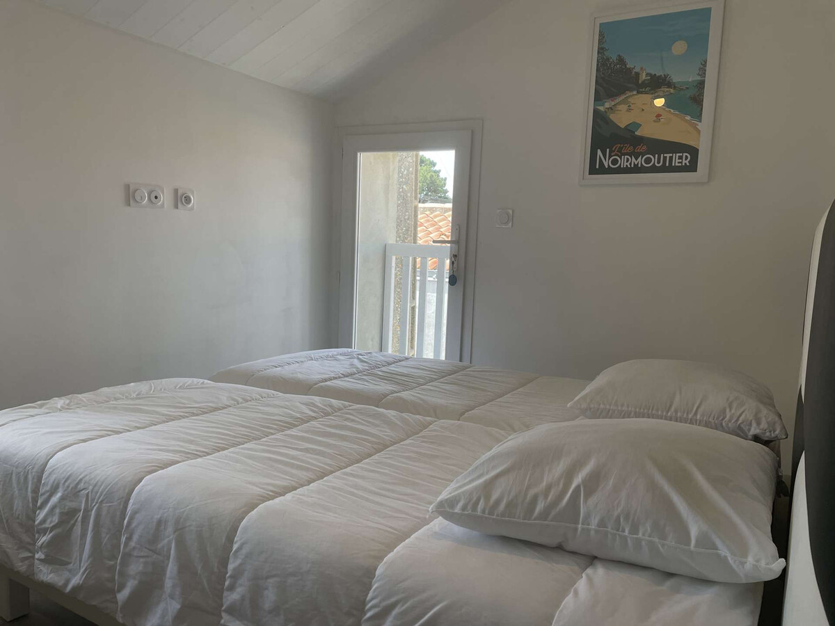 Maison rénovée 900 m de la plage à Barbâtre - Photo 15