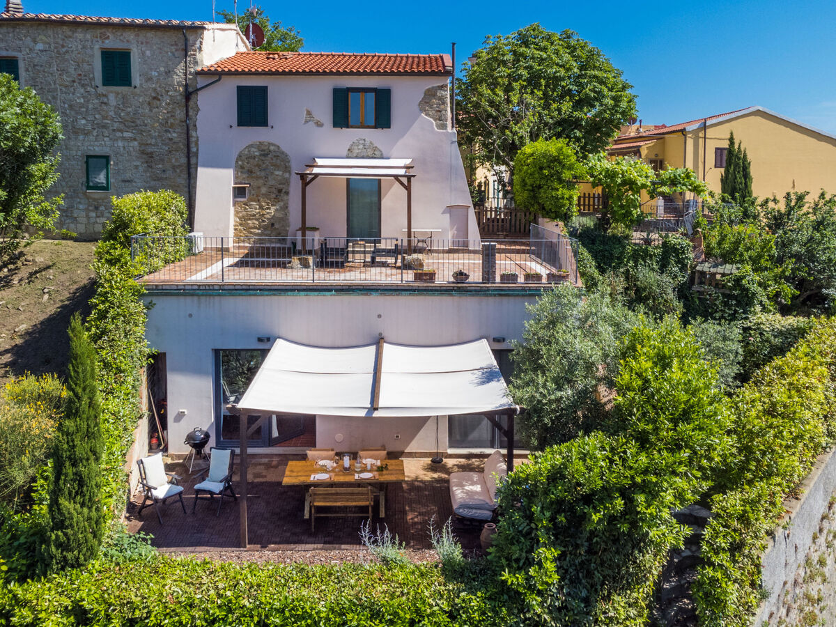 Templari, maison rénovée 3 niveaux avec terrasse à Santa Luce - Photo 6