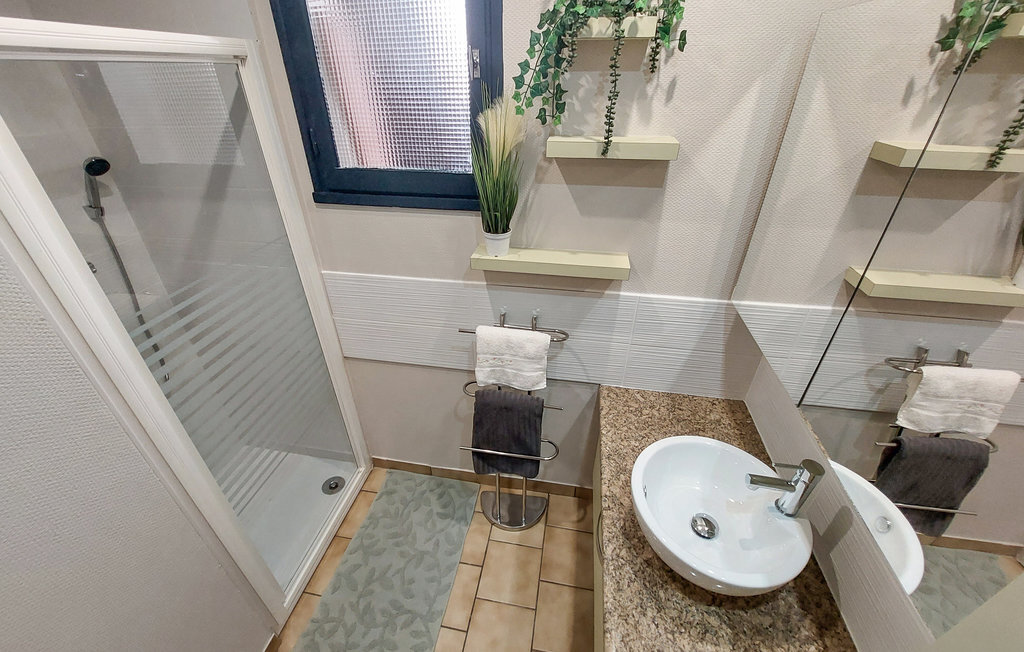 Maison 80m² piscine chauffée à Herry - Photo 23