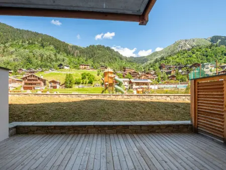 Appartement 3 pièces neuf 6 pers à 200 m des pistes : photo 9