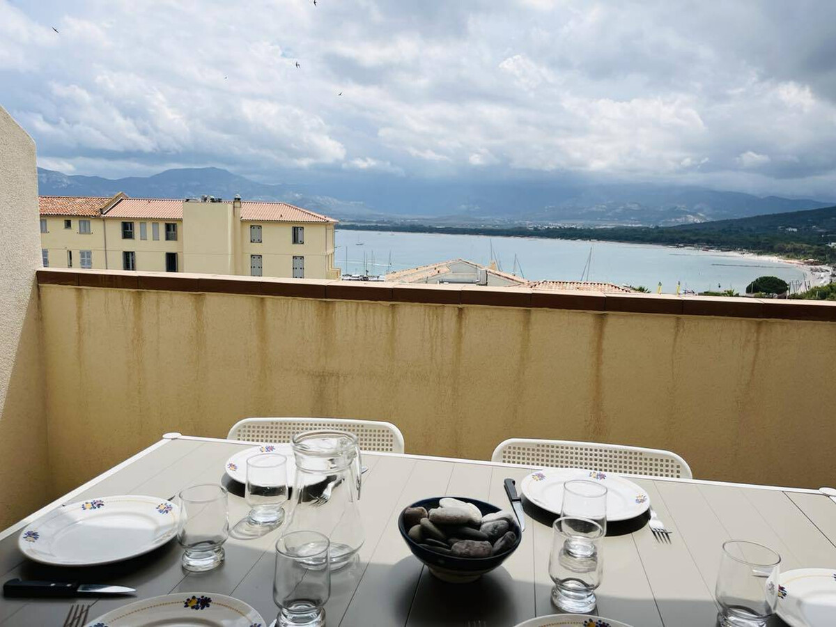 Appartement 5 pers. à Calvi, 2 terrasses vue mer - Photo 1