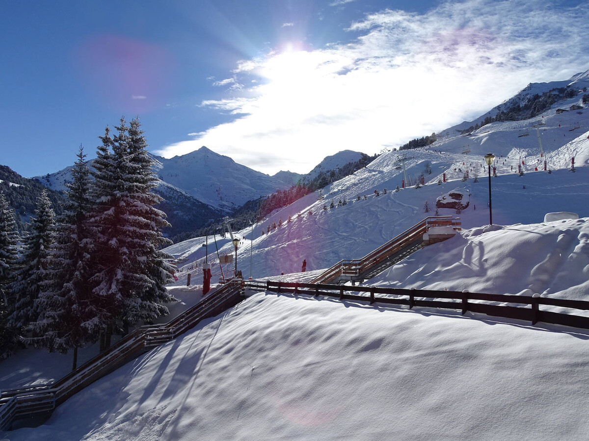 Studio 27m² balcon Sud, skis aux pieds à Méribel - Photo 8