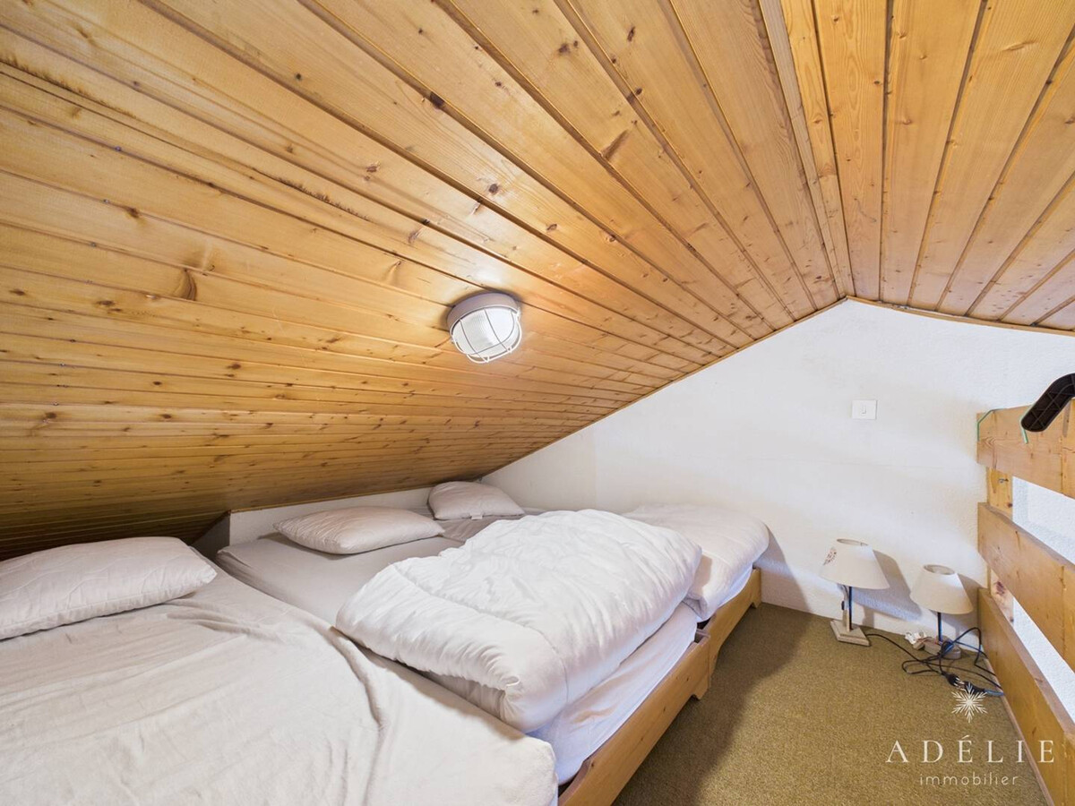 Studio mezzanine 25 m² balcon sud, 200 m des pistes - Photo 6