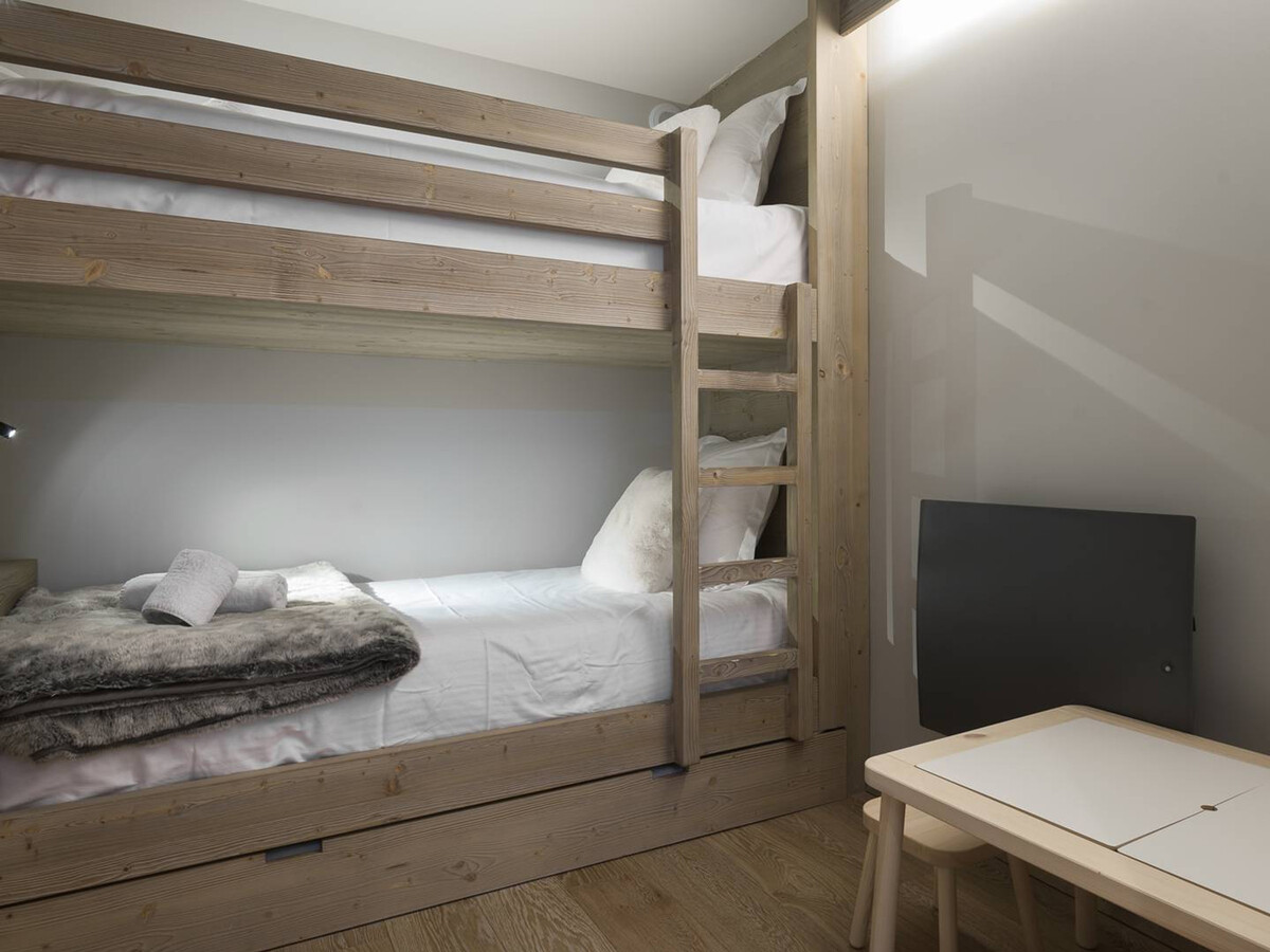 Appartement 8 pers, 4 chambres, spa et skis à Courchevel - Photo 6