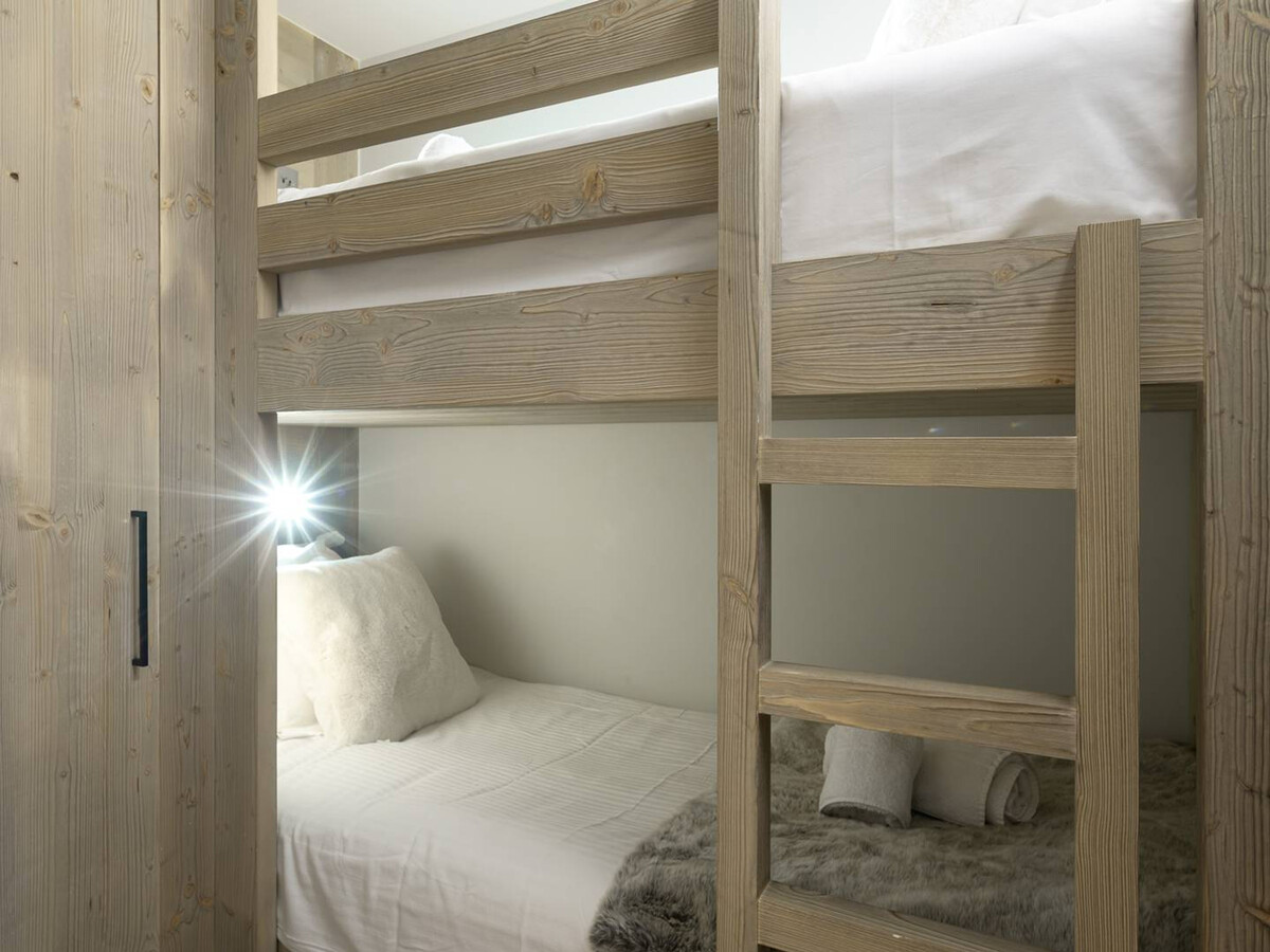 Appartement 8 pers, 4 chambres, spa et skis à Courchevel - Photo 7