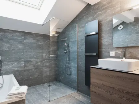 Duplex 94m² aux pieds des pistes - 6 personnes : photo 10
